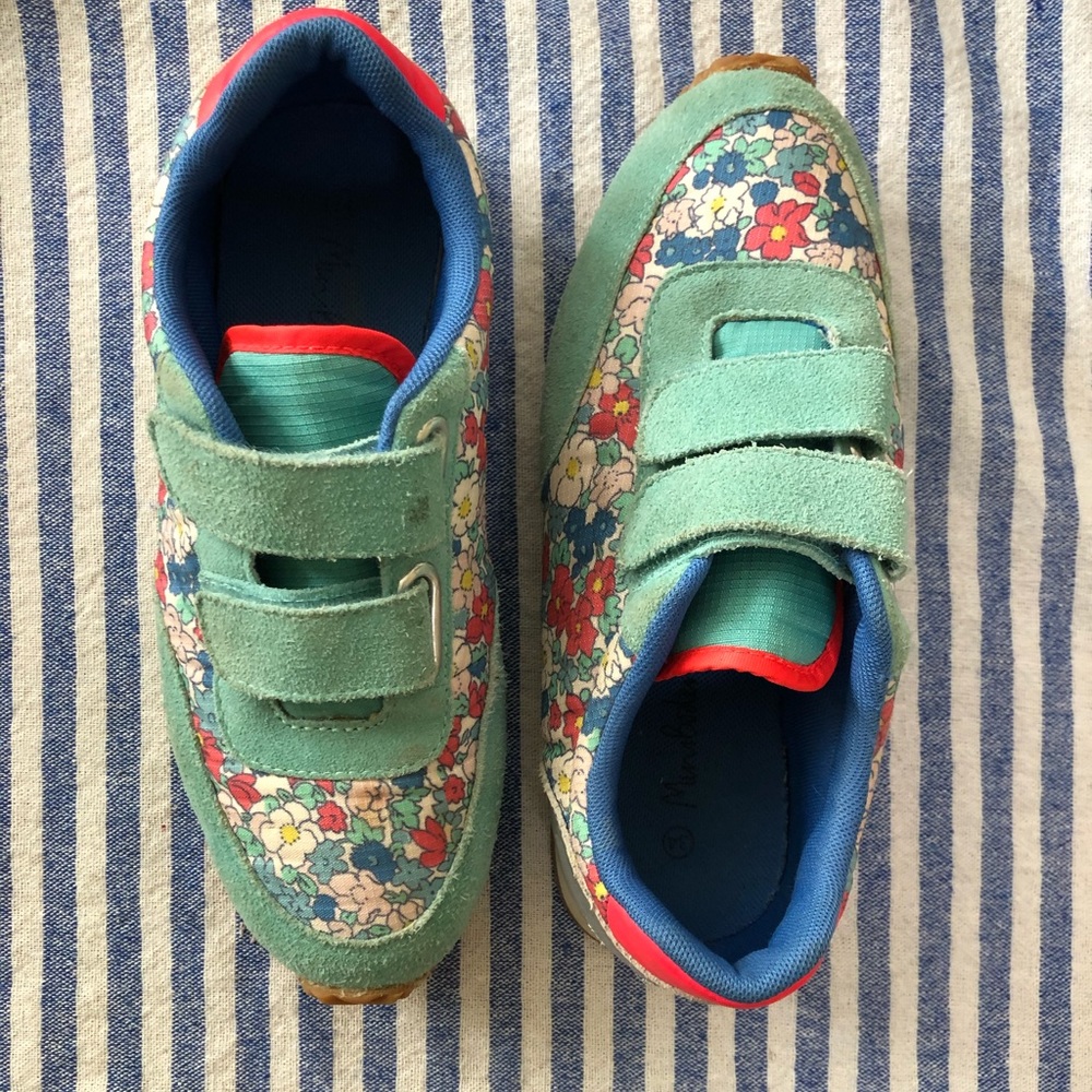 Mini Boden Velcro suede flowers sneakers - Picture 4 of 10